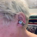 This pair of earbuds are defective.