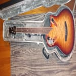 Great case that fits a Ovation Celebrity Mid Depth bass