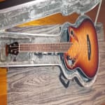 Great case that fits a Ovation Celebrity Mid Depth bass