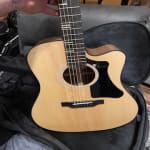 Gibson Acoustic Guitar with Amazing sound