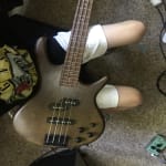 I love this bass it's good for all genres (metal, jazz, ear)