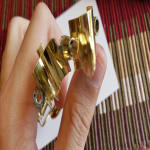 Screws came courroded, bent the holder getting them of