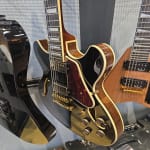 Very Beautiful guitar