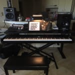 Great Keyboard. Great sounds. Simple User Interface.