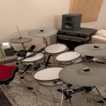 A fantastic e-kit to mimic a real 5 piece drum set.