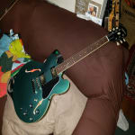 on par with my G400 Pro from 2016.