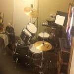 The Pearl Roadshow 5-piece Fusion Drum set has some drawback