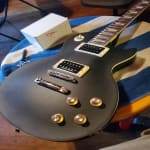 Not what I was expecting but still cool guitar!!