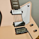 Amazing guitar, better than Fender Player in everyway