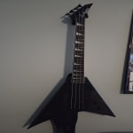 I love this bass