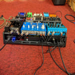 Great pedal board for it's price! Recommended