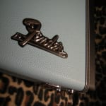 Excellent, beautiful case with a retro vibe.