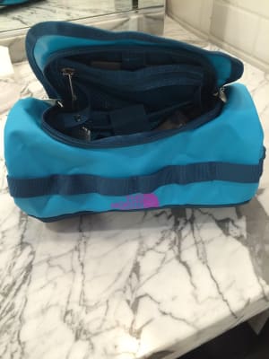 north face bathroom bag