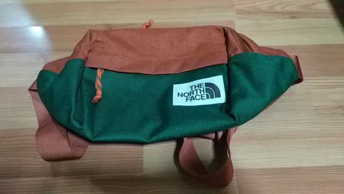 north face lumbar bag