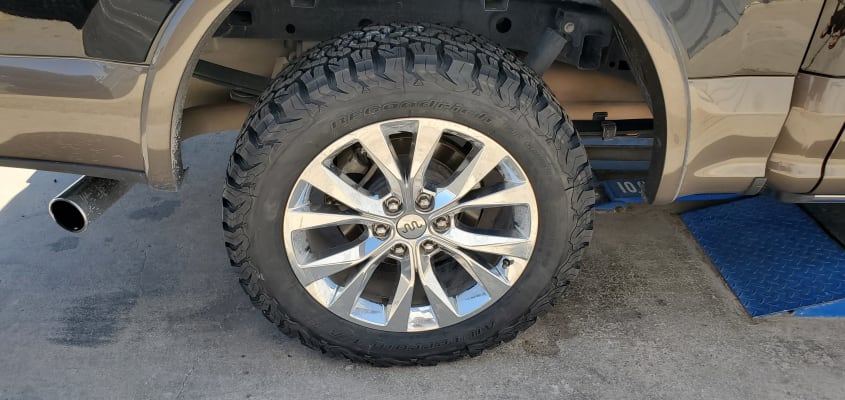 Bf Goodrich All Terrain T A Ko2 Lt275 65r20 10 Tirebuyer
