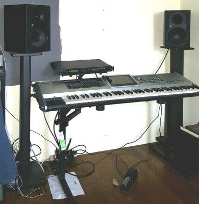 K M Omega Table Style Keyboard Stand Guitar Center