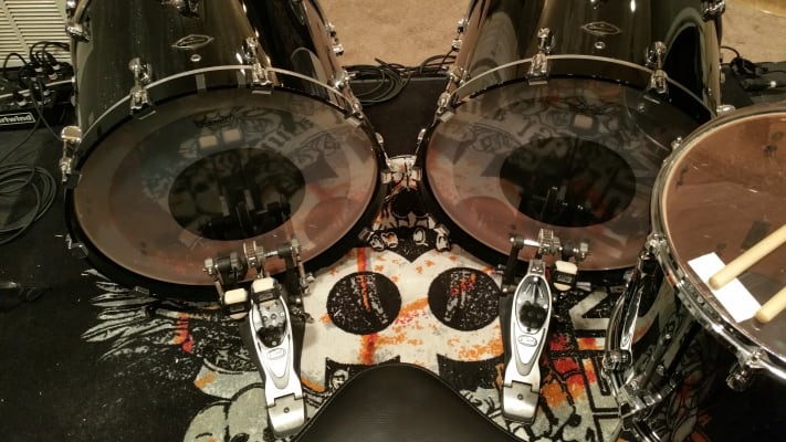 Remo Powerstroke 3 Clear Bass Drum Head With Black Dot 26 In Musician S Friend Remo clear powerstroke 3 drumheads for tom drums and bass drums. remo powerstroke 3 clear bass drum head with black dot