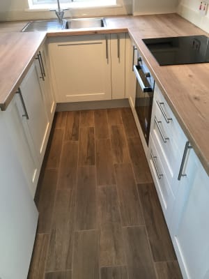 Wickes Mercia Oak Wood Effect Wall Floor Tile 600 X 150mm Wickes Co Uk