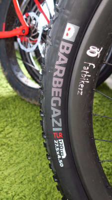 bontrager gnarwhal 27.5 x 4.5