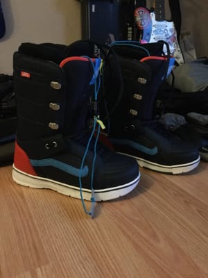 vans snowboard boots australia