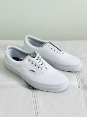 vans classic tumble era white leather 