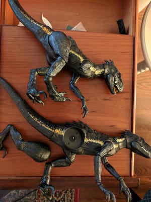 super poseable indoraptor