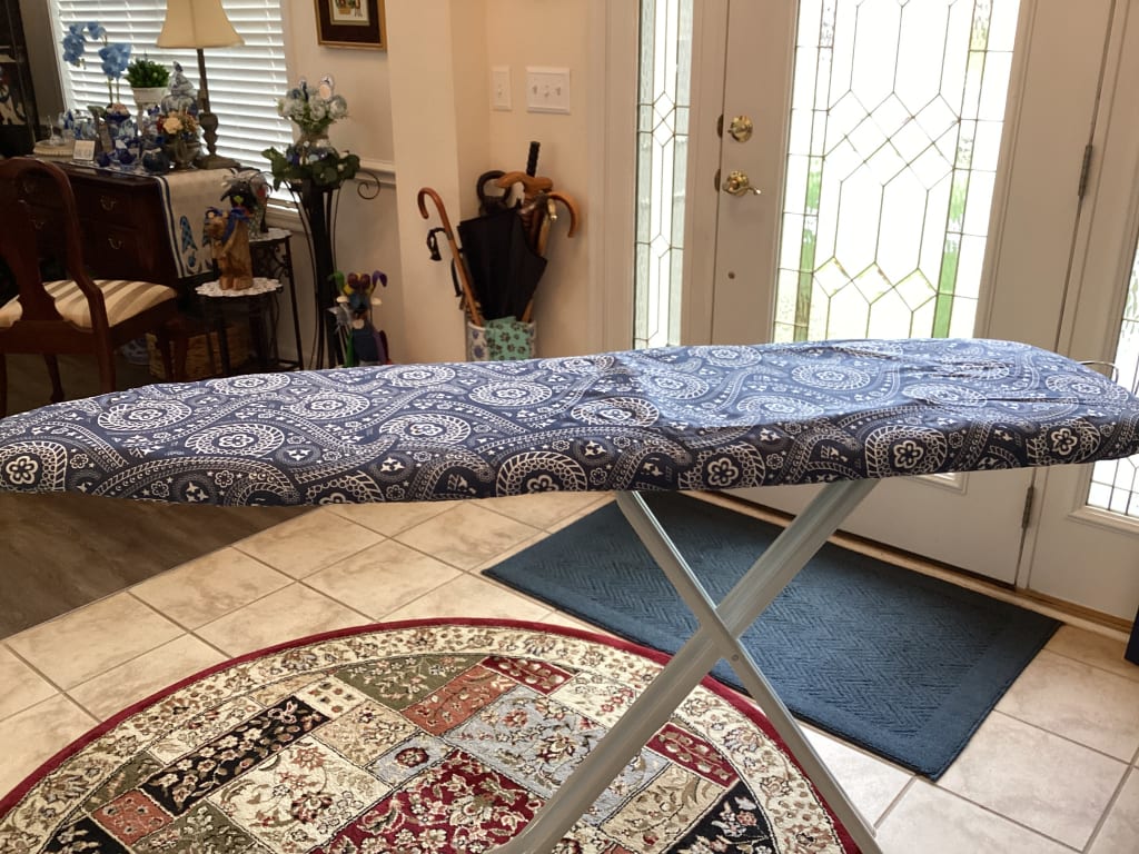Country Club Easy Multi-Fit Elastic Ironing Board Cover – Double Layer, Washable