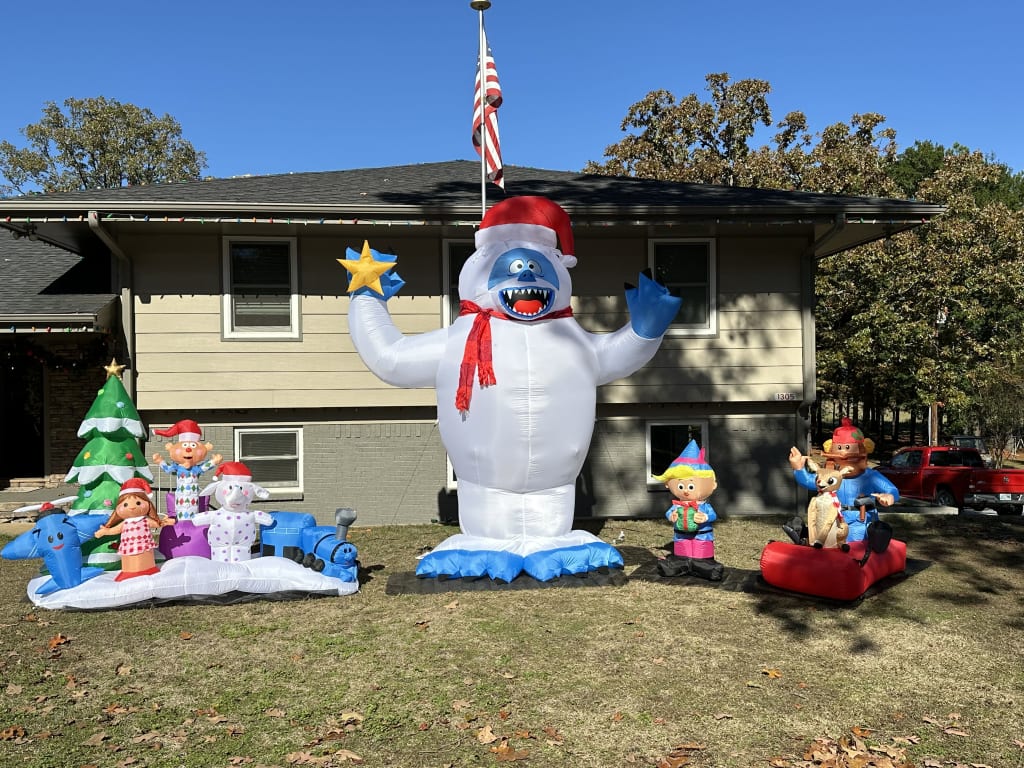 Bumble Rudolph Inflatable