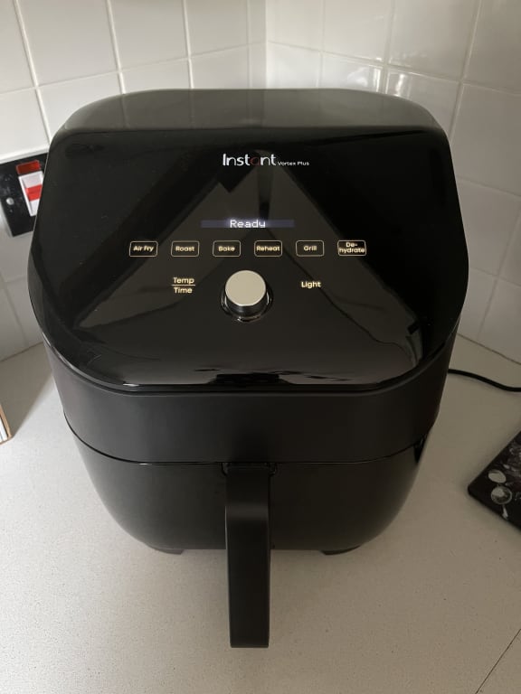 Instant® Vortex™ 5-quart Air Fryer with ClearCook