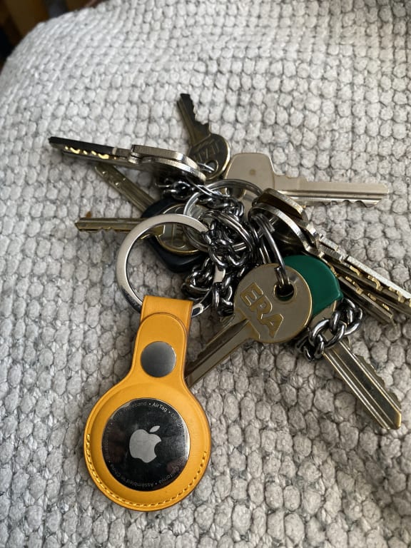 Apple AirTag Leather Key Ring - Forest Green