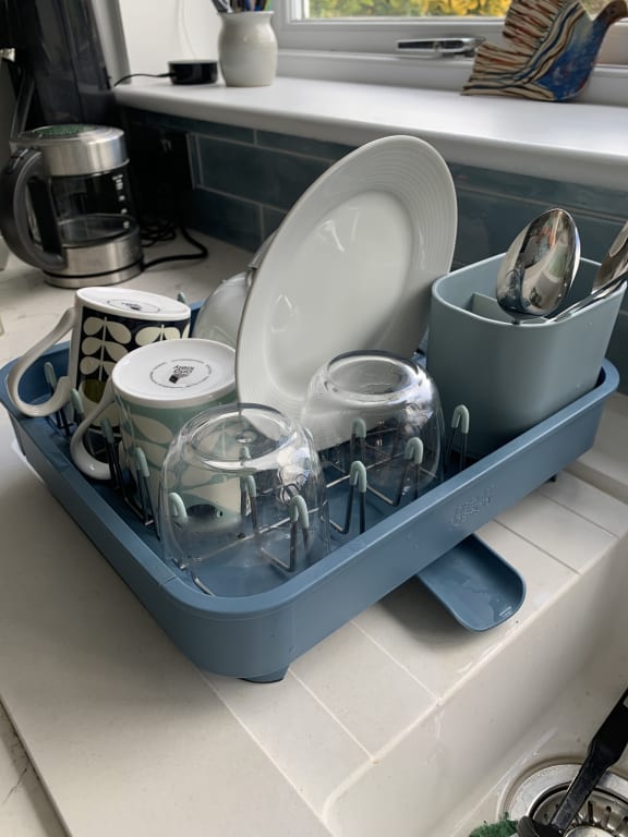 Joseph Joseph  Extend Expandable Dish Rack - Light Stone & Sage