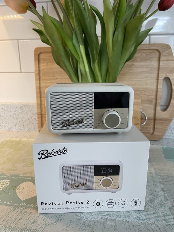Roberts Revival Petite 2 Crème - Radio & radio réveil