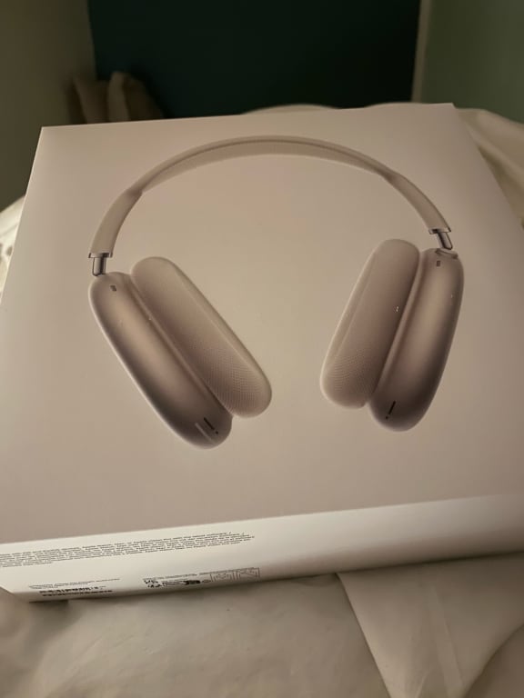 Apple AirPods Max Noise Cancelling Wireless Bluetooth Over Apple AirPods Max Noise Cancelling Wireless Bluetooth Over
