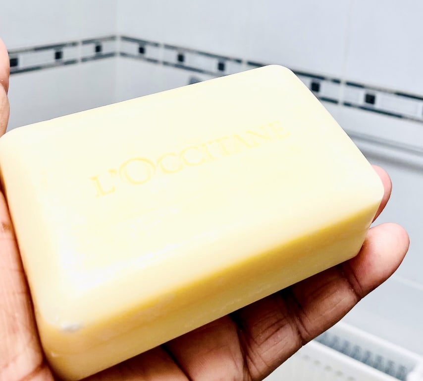 Deluxe Sized Shea Butter Verbena Extra Gentle Soap 250g