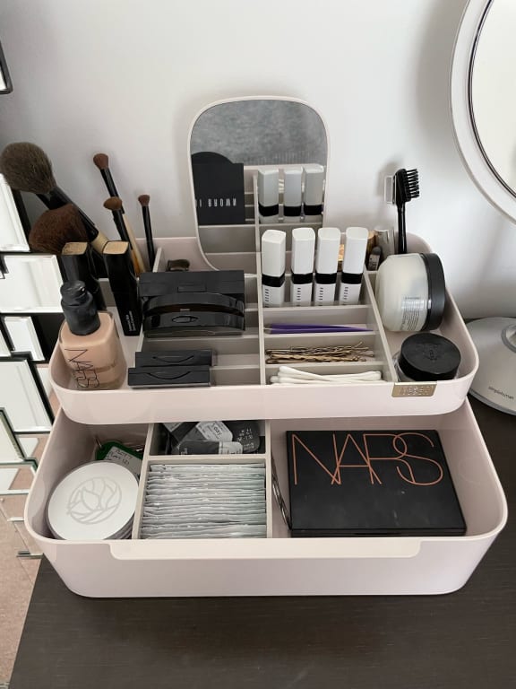 Viva Large Cosmetic Organizer with Mirror