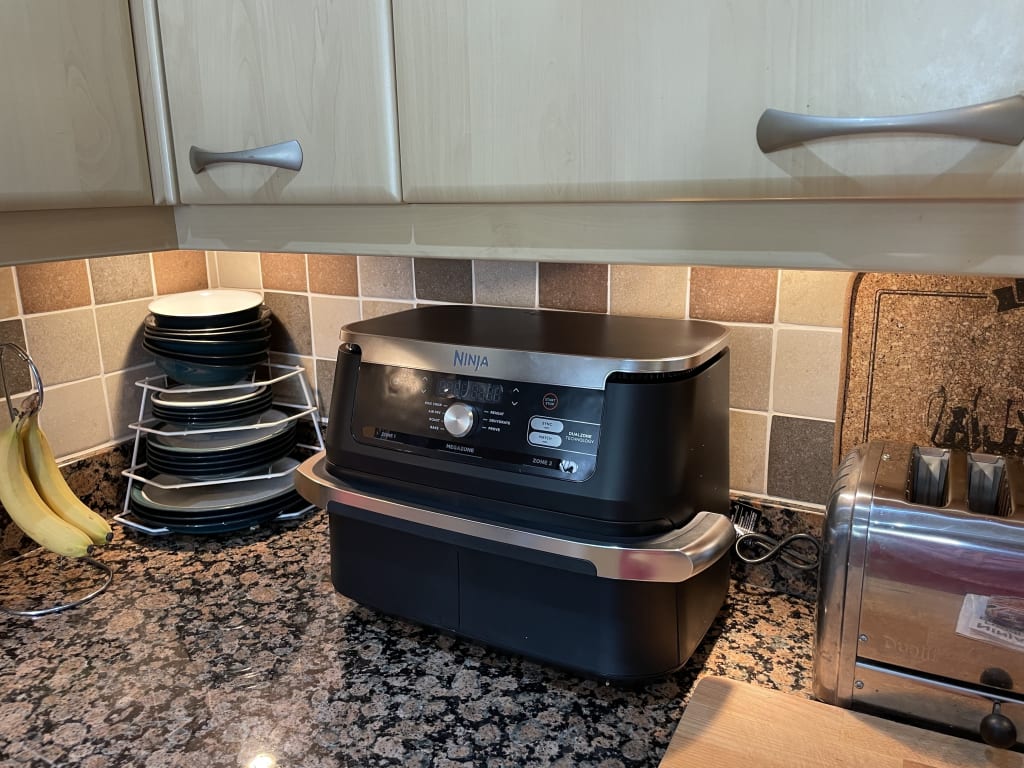 John Pye Auctions - NINJA FOODI FLEX-DRAWER 10.4 LITRE AIR FRYER(SEALED) -  MODEL AF500UK - RRP £269: LOCATION - BOOTH