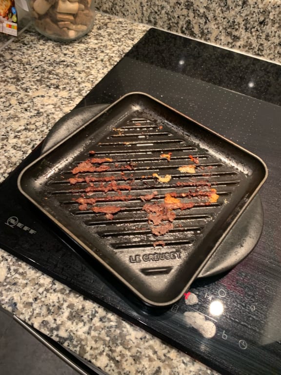 Le Creuset Cast Iron Rectangular Grill Pan, Volcanic, 32cm