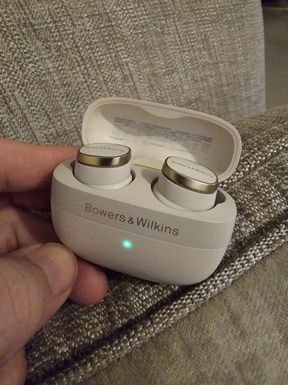 Bowers & Wilkins Pi8 Wireless In-Ear Headphones with Mic