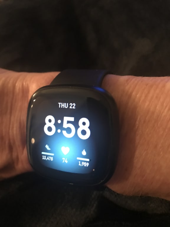 Fitbit Versa 3 Health & Fitness Smartwatch with Heart Rate Monitor 