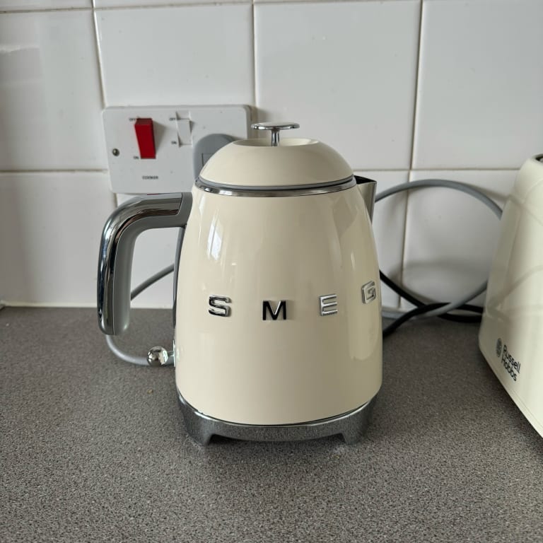Smeg Mini Kettle, White
