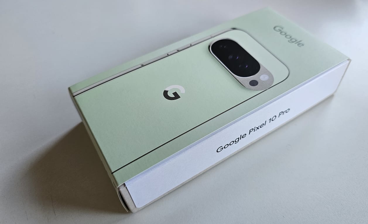 Google Pixel 10 Pro Smartphone, Android, 6.3”, 5G, SIM Free, Jade