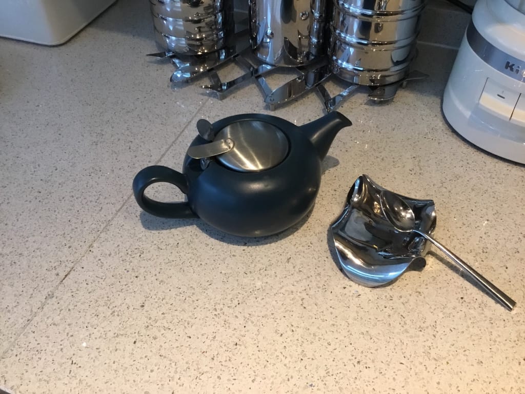 London Pottery Pebble 4 Cup Teapot, 700ml, Slate Blue