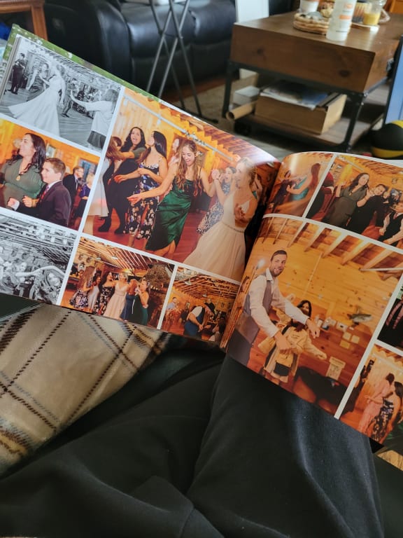 Custom Photo Books New Zeland - Make Photo Albums Online - Vistaprint