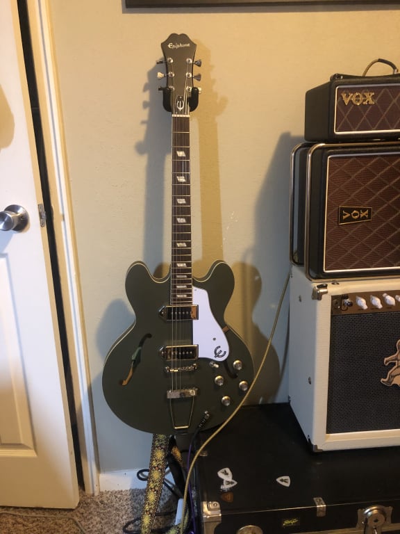Epiphone Casino Worn Hollowbody Electric Guitar Olive Drab Epiphone Casino Worn Hollowbody Electric Guitar Olive Drab