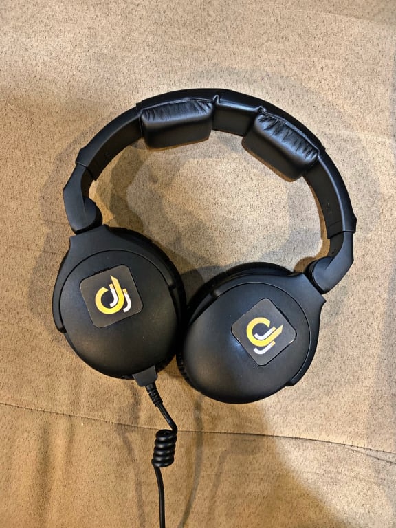 【美品】SENNHEISER HD300 Amazon.com: Sennheiser - HD 300 Pro, Headphones : Electronics