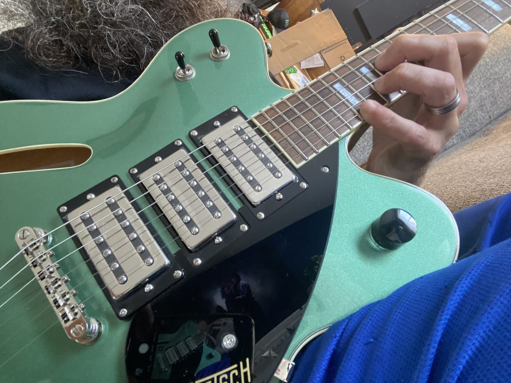 旧シャウラ　ZOOM G3➕Ts green Gretsch Guitars G2627T Streamliner Center Block 3-Pickup