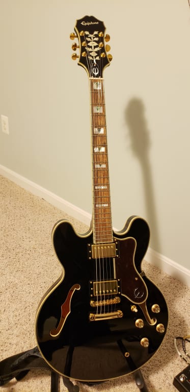 Open Box Epiphone Sheraton-II Pro Semi-Hollow Electric Guitar
