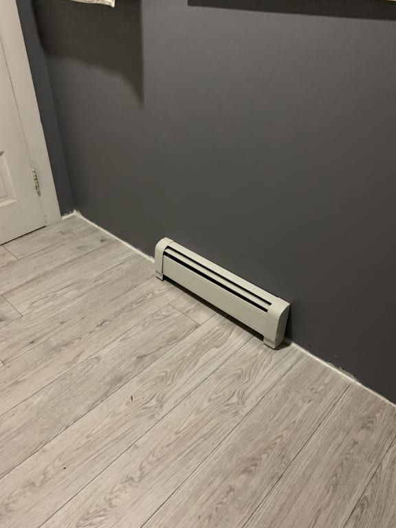 104002020 - Slant/Fin 104002020 - 2 ft. Baseline 2000 Baseboard (3/4