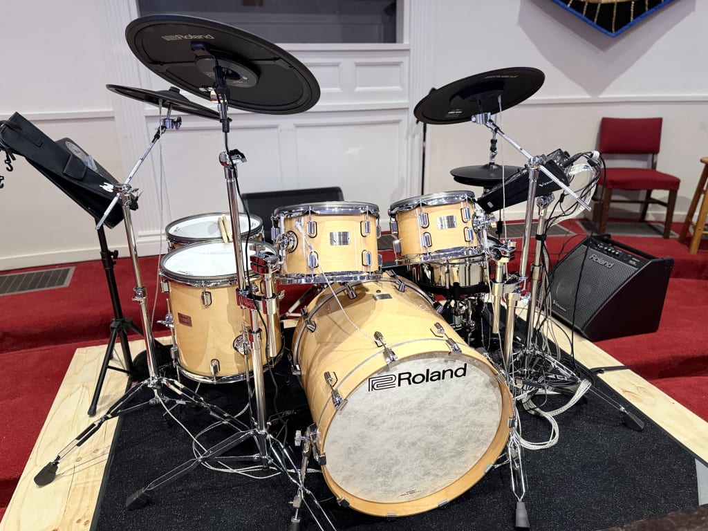 Roland VAD716 V-Drums Acoustic Design Electronic Drum Kit Pearl