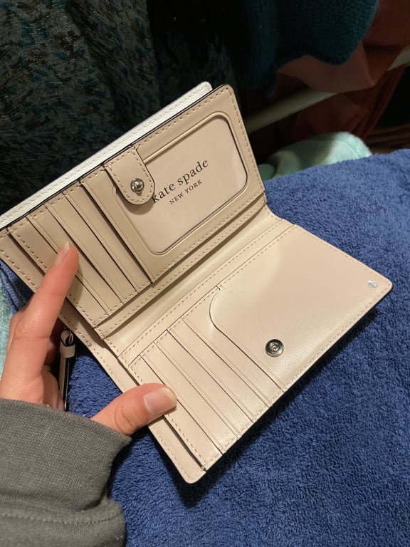 Cameron Medium Bifold Wallet | Kate Spade Outlet